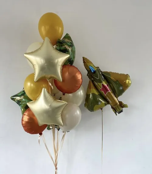 №1401 Фонтан из шаров с самолётом, золото с бронзой — 23 февраля, Лавка Шаров Мытищи