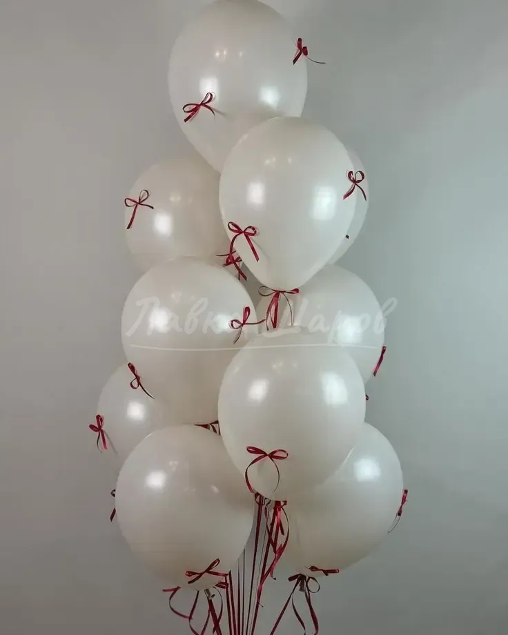 №1144 Фонтан из шаров с красными бантиками, белый — для неё, Лавка Шаров Мытищи