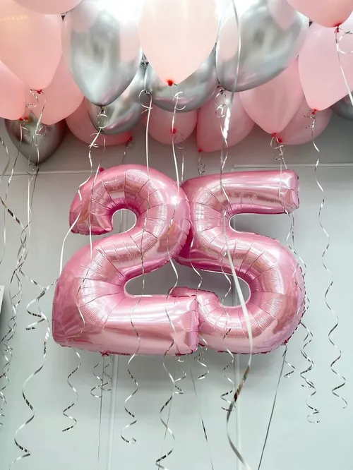№12 Цифра 25 с шарами под потолок, розовый с серебром — юбилей, Лавка Шаров Мытищи